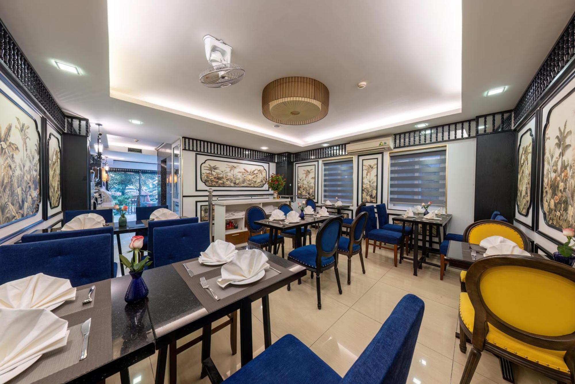 Golden Hotel