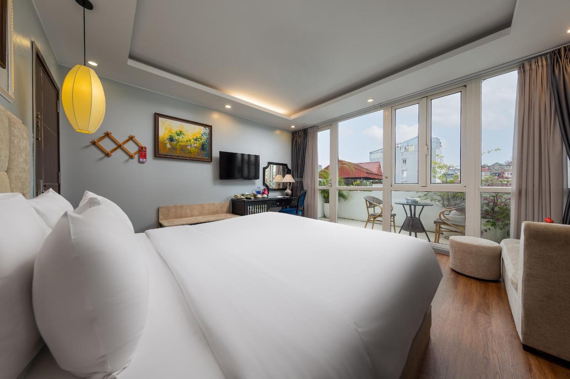 Golden Khách sạn 4*